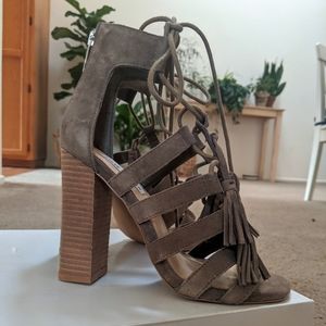Steve Madden Taupe Tassel Heels